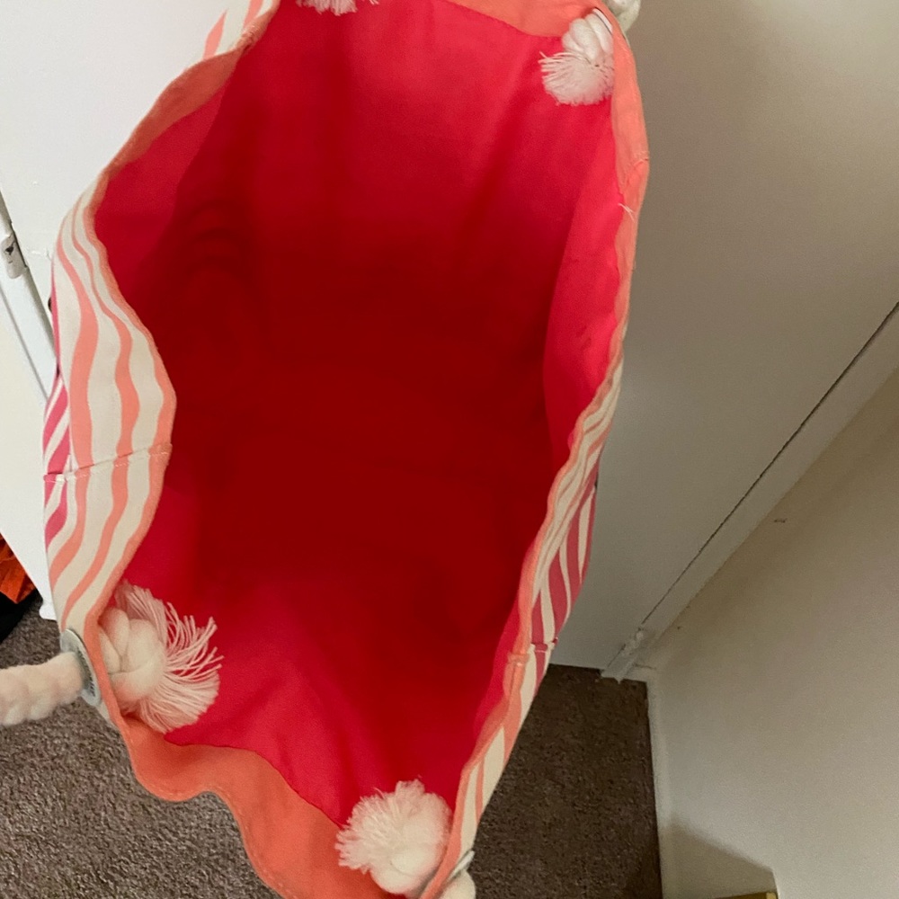 Gorgeous Spring/Summer tote!